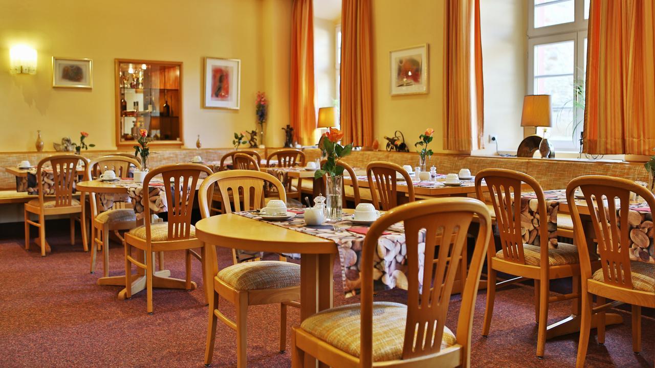 Hotel Am Schloss Alzey Exteriör bild